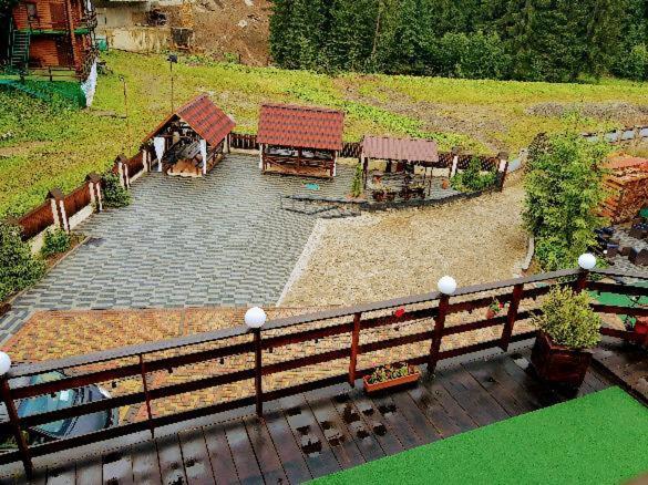 Hotel Zdybanka à Bukovel Extérieur photo