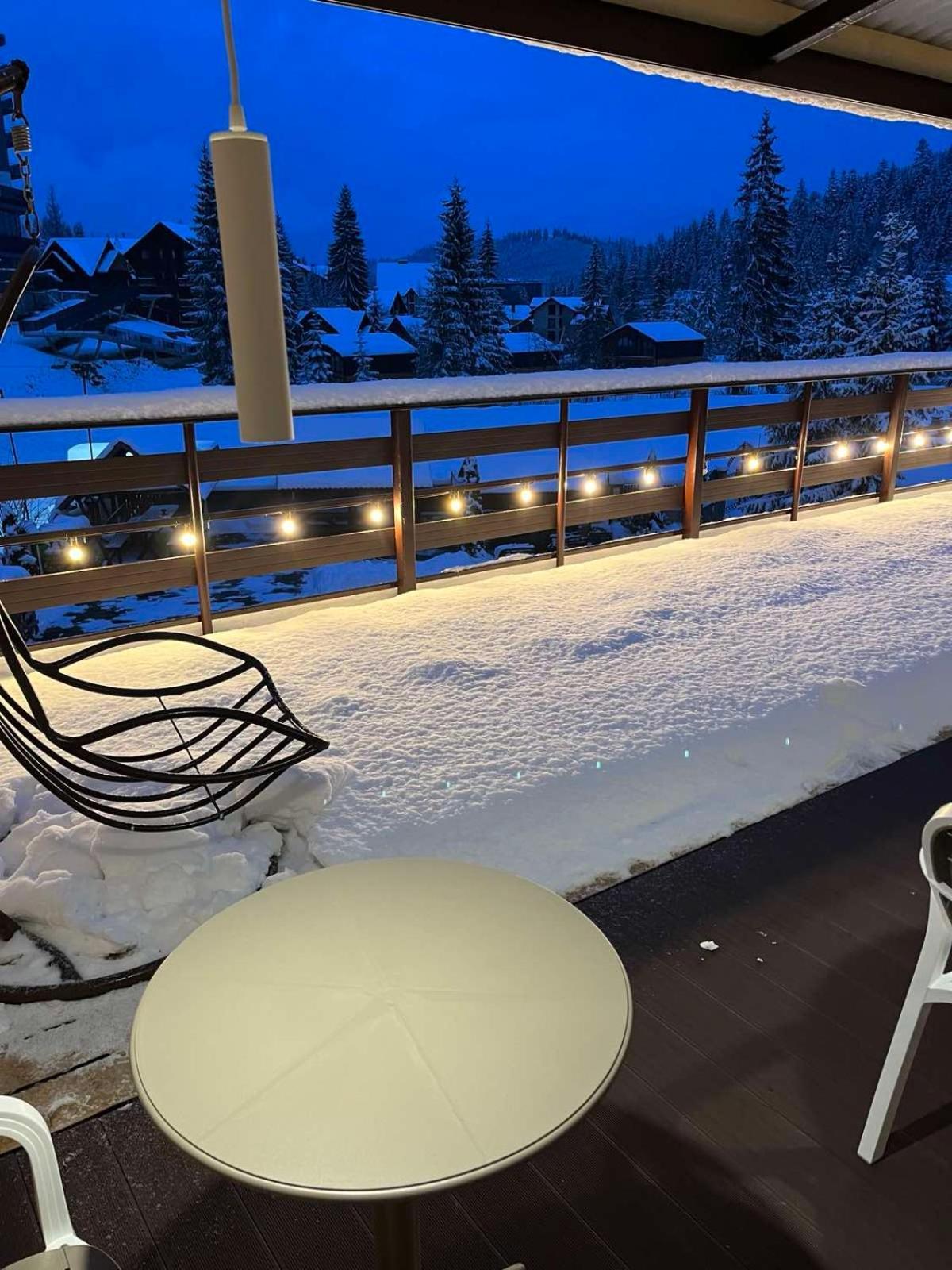 Hotel Zdybanka à Bukovel Extérieur photo